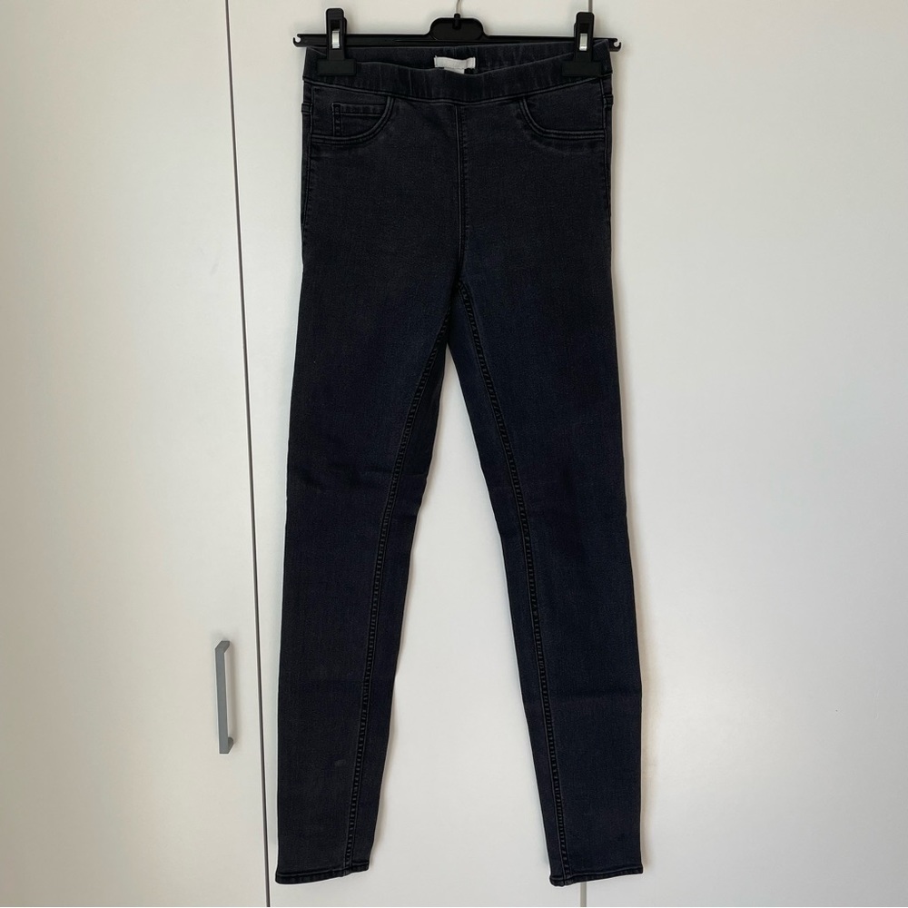 H&M Black Jegging